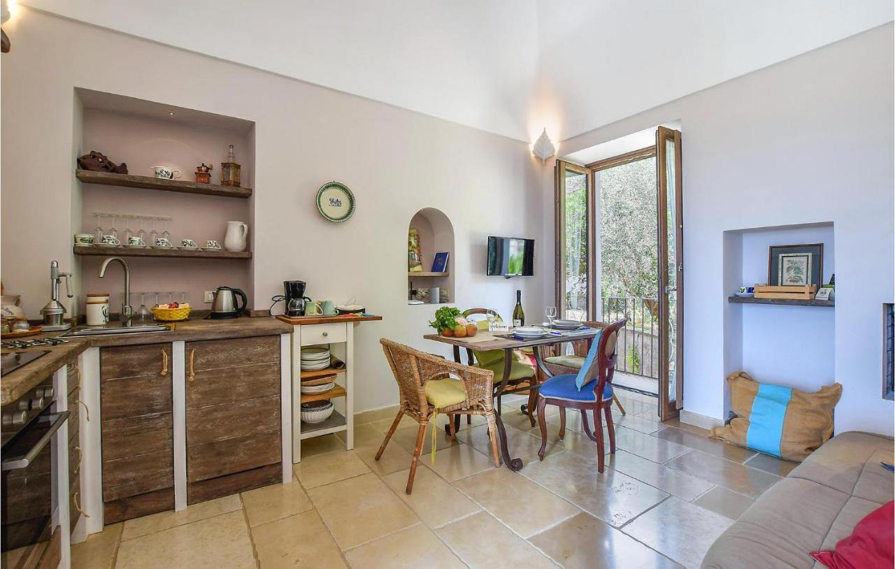 Cozy Apartment In Massa Lubrense Exterior foto